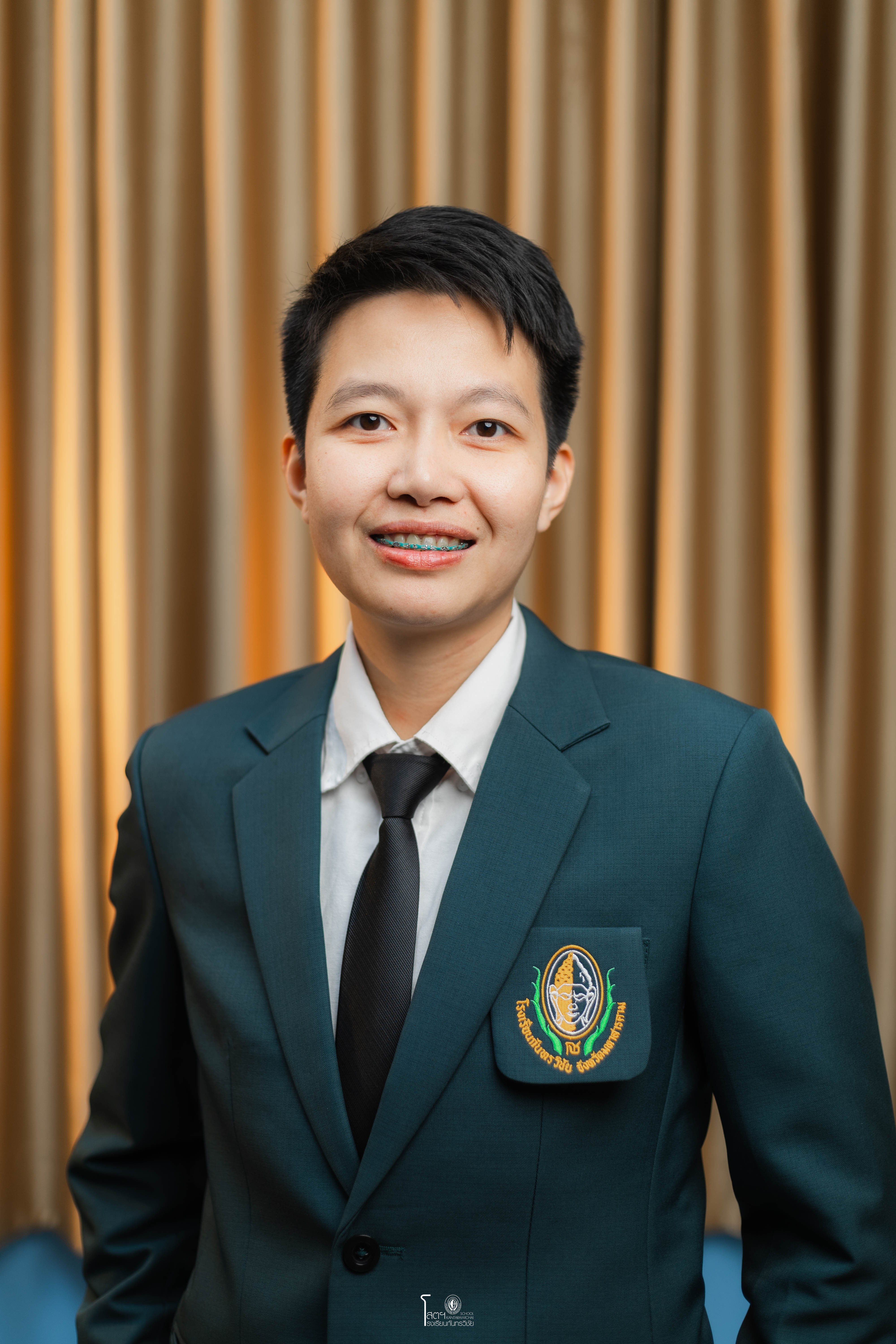 นางสาวธัญลักษณ์  บุตรทุมพันธ์