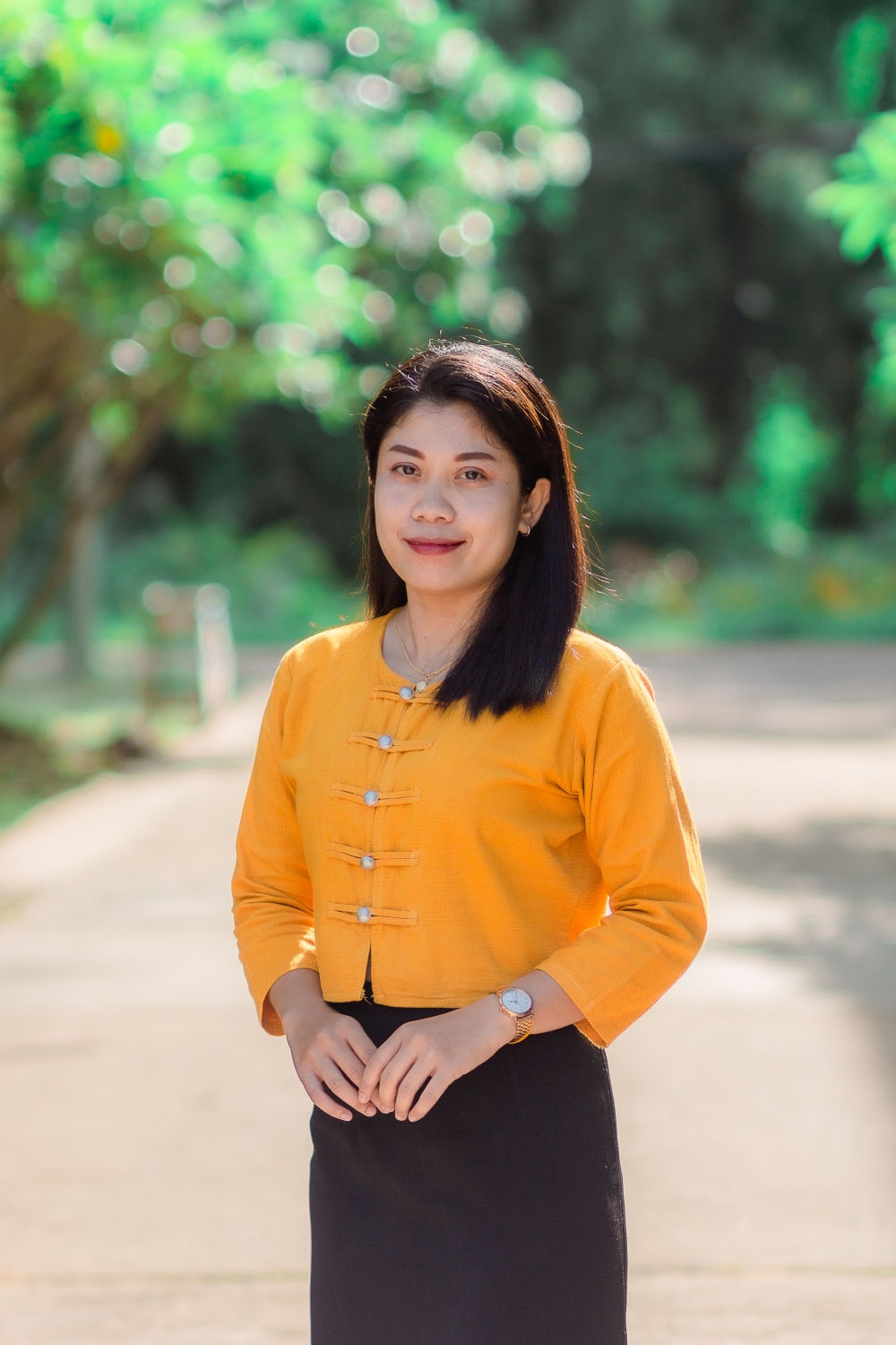 นางสาววรดา  พรายทอง